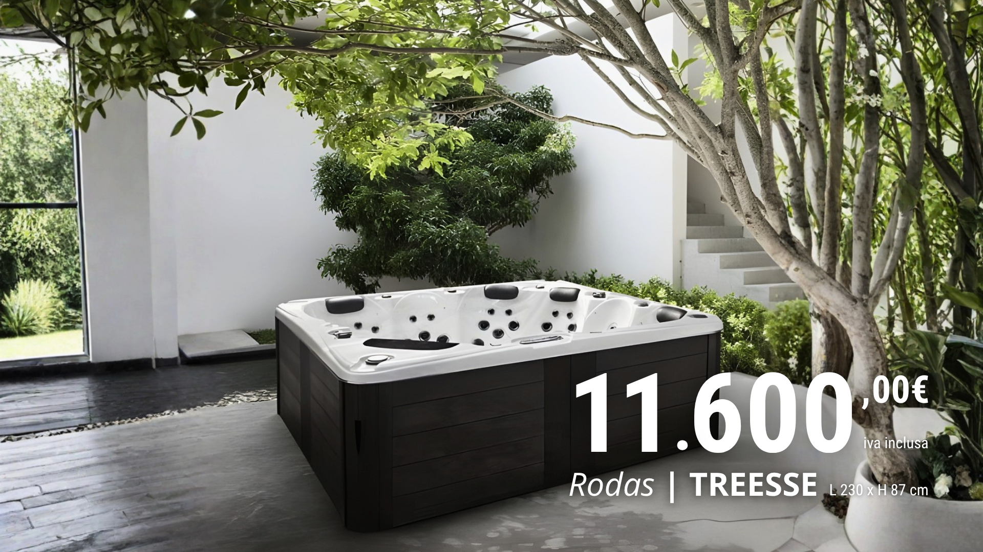Minipiscina fuori terra di design in giardino con rivestimento scuro ed effetti wellness.
